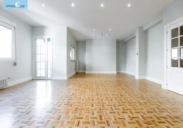 PISO DE 5 DORMITORIOS EN CALLE RECOGIDAS — 6