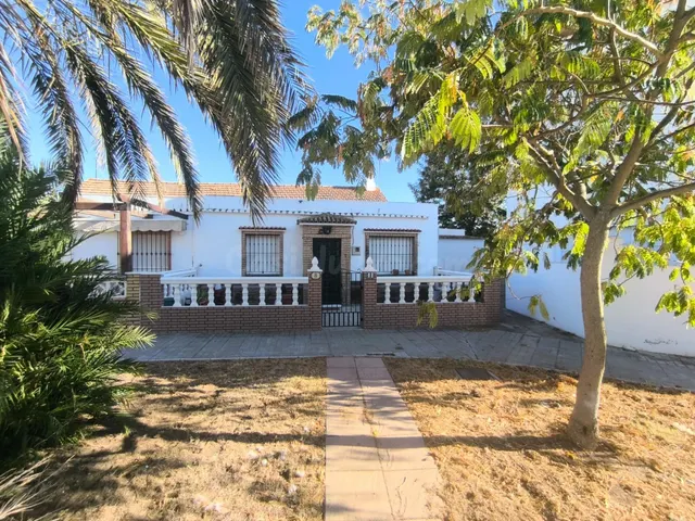 Exclusiva Casa Independiente en el Casco Antiguo de Corrales — 2