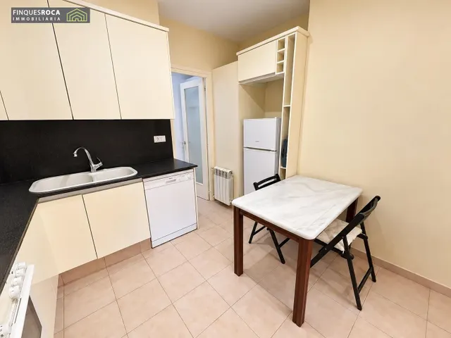 Casa céntrica y muy luminosa, con almacén de 105 m2 y magnífica terraza privada de 70 m2. — 9