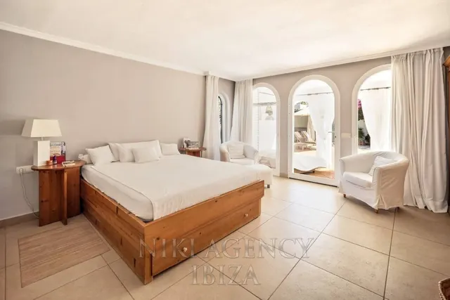 Casa-Chalet en Venta en Santa Eularia Des Riu Baleares — 12