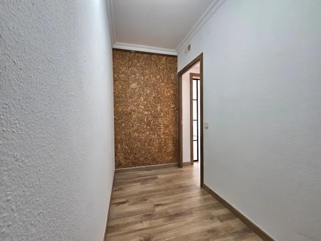 Amplio piso en venta en Manresa — 9