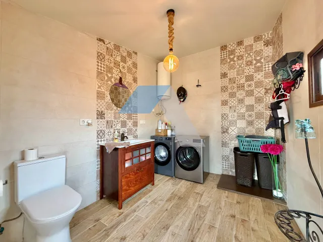 CHALET EN UNA PLANTA EN LA URBANIZACIÓN LOS GIRASOLES — 20