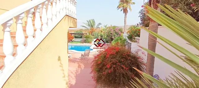 PRECIOSO CHALET EN ISLA PLANA ( 600m Playa) - foto 5