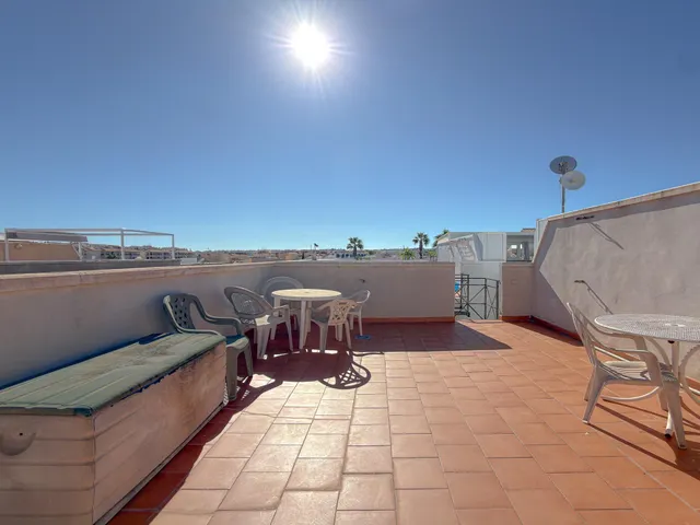 Playa Flamenca! Encantador Bungalow con gran terraza y vistas despejadas + Solarium privado con vistas al mar + Piscina comunitaria + Parking comunitario — 8