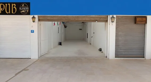 LOCAL COMERCIAL EN COSTA DE LA CALMA — 5