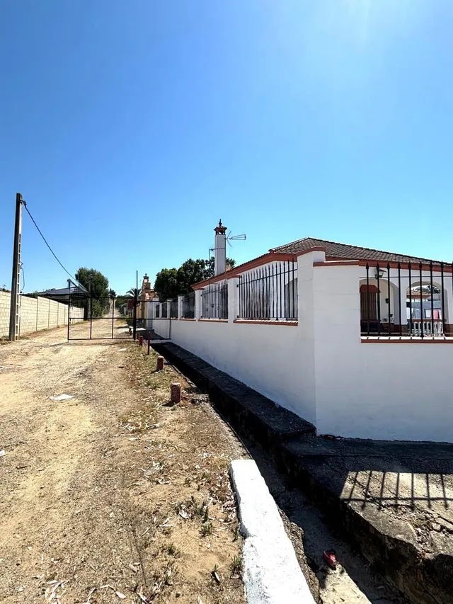 TU NUEVO HOGAR TE ESPERA EN VILLAVERDE DEL RÍO - foto 3