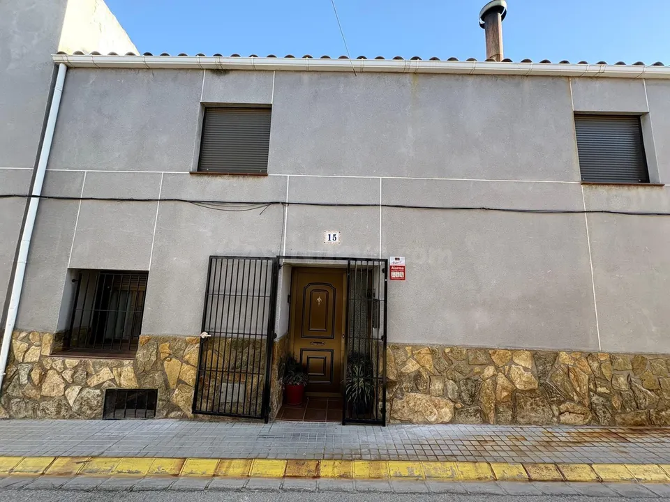 DOS CASAS A LA VENTA EN ALPERA