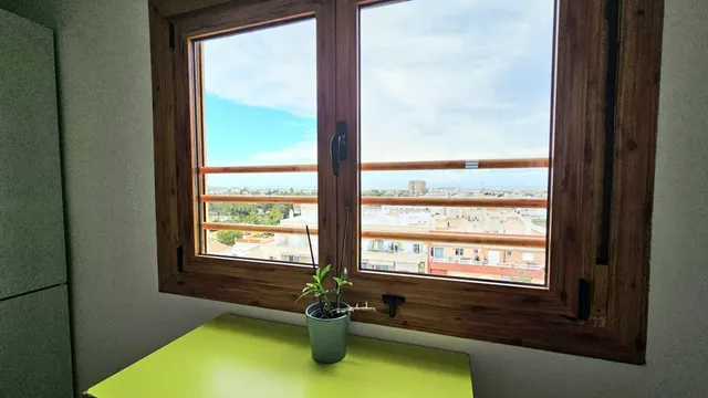 Apartamento en Torrevieja con piscina y vistas al mar — 6