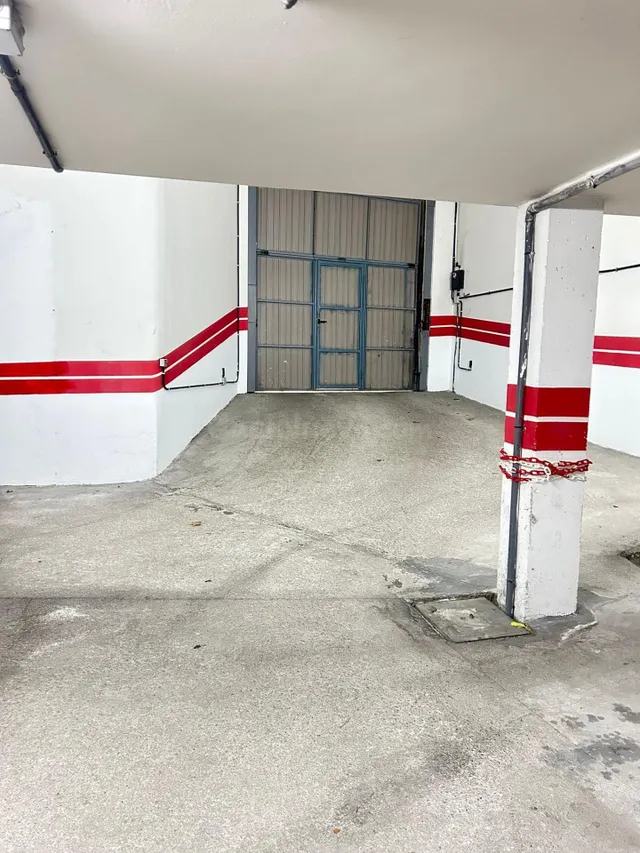 SE VENDE PLAZA DE PARKING — 3