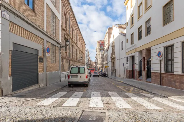 VENTA DE CÉNTRICO PISO DÚPLEX EN CALLE ELVIRA - GRANADA — 41