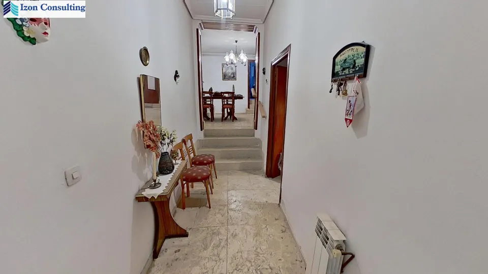 AMPLIA CASA EN TOBARRA CON 4 habitaciones , PATIO Y GARAJE
