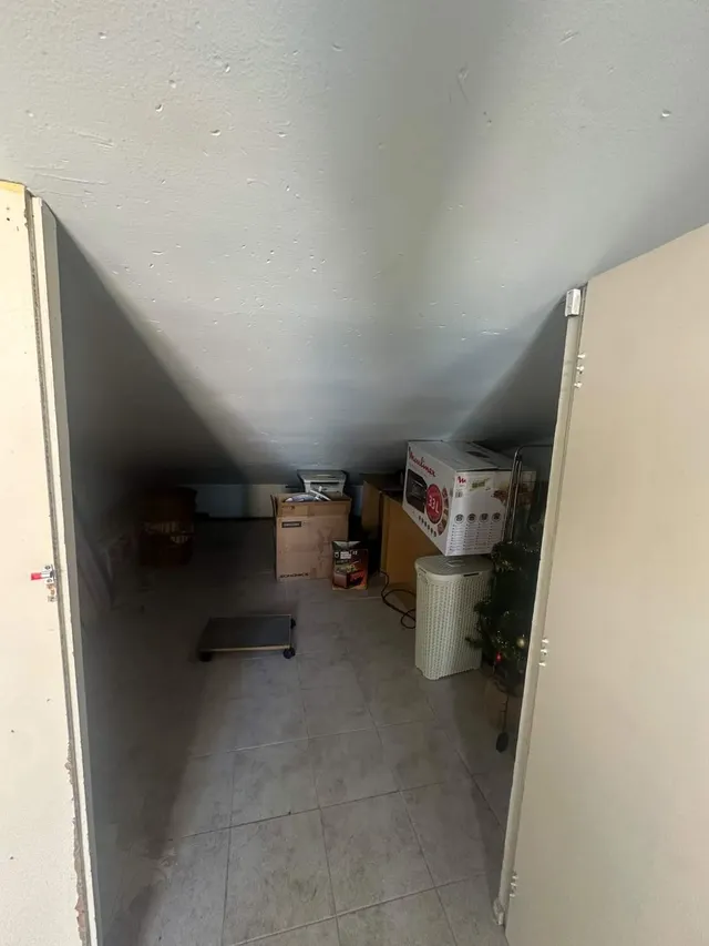 Casa adosada de 2 plantas + ático del 2001 — 27