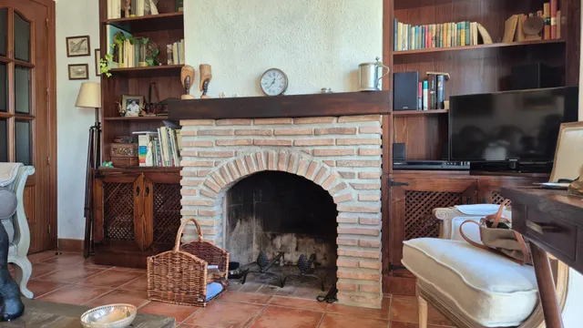 Precioso chalet con espectacular piscina y jardín autóctono — 44