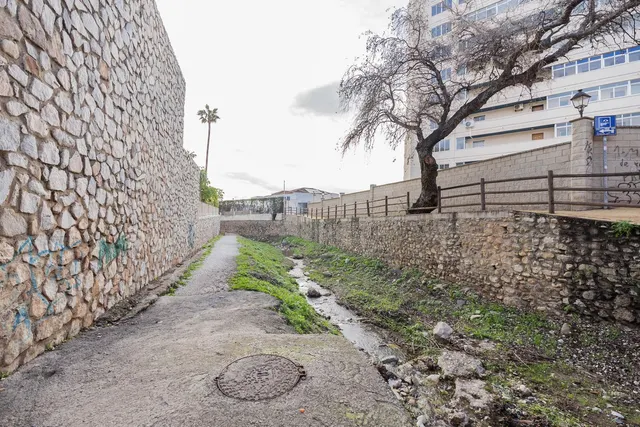 Planta baja 24m² en venta - Centro — 18