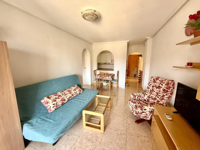 APARTAMENTO CON POSIBILIDAD DE OBTENER LICENCIA TURISTICA. 2 habitaciones + PISCINA — 7