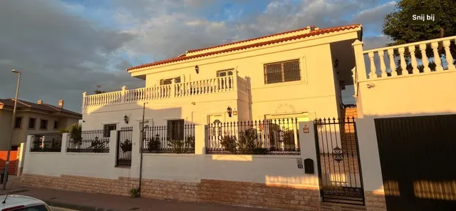 Espectacular Villa Seminueva en San Fulgencio, La Marina — 26