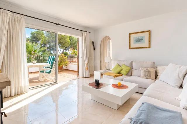 Apartamento con amplia terraza y vistas al puerto en Portope - foto 2
