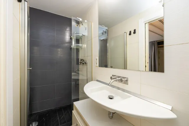 Apartamento tipo loft con garaje incluido y piscina en zona Parque Lagos — 19