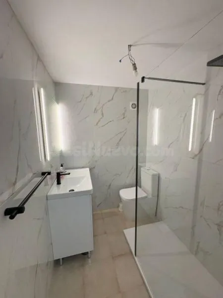 Apartamento 74m² en venta - La Mata pueblo — 4