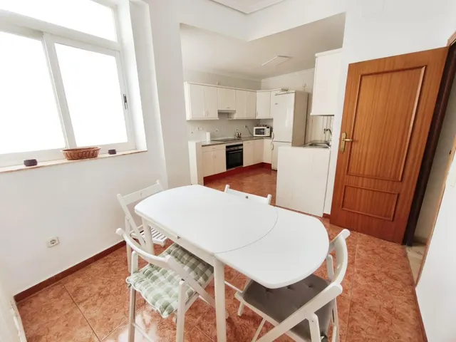 Espectacular vivienda junto Iglesia de La Magdalena, lista para entrar!!! — 10