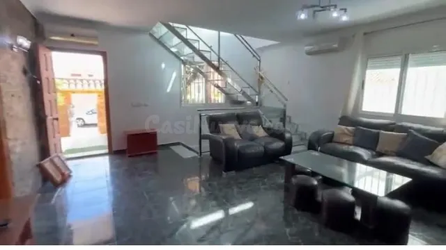 Villa 5 habitaciones 202m² en venta - El Alamillo — 35