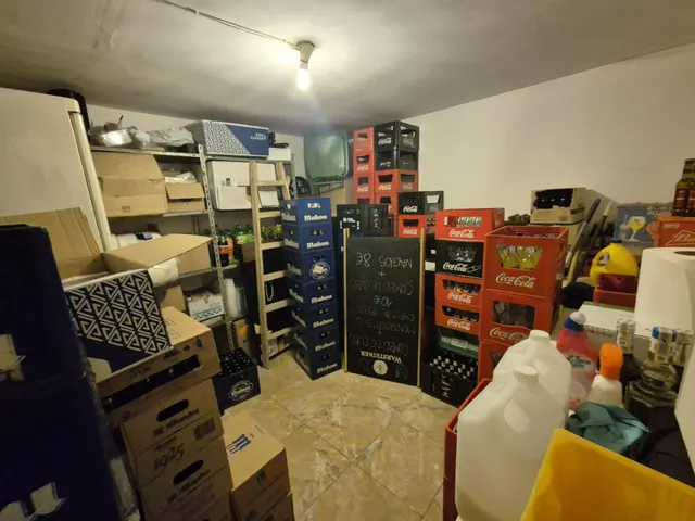 LOCAL COMERCIAL CON SALIDA DE HUMOS Y ALTA RENTABILIDAD — 9