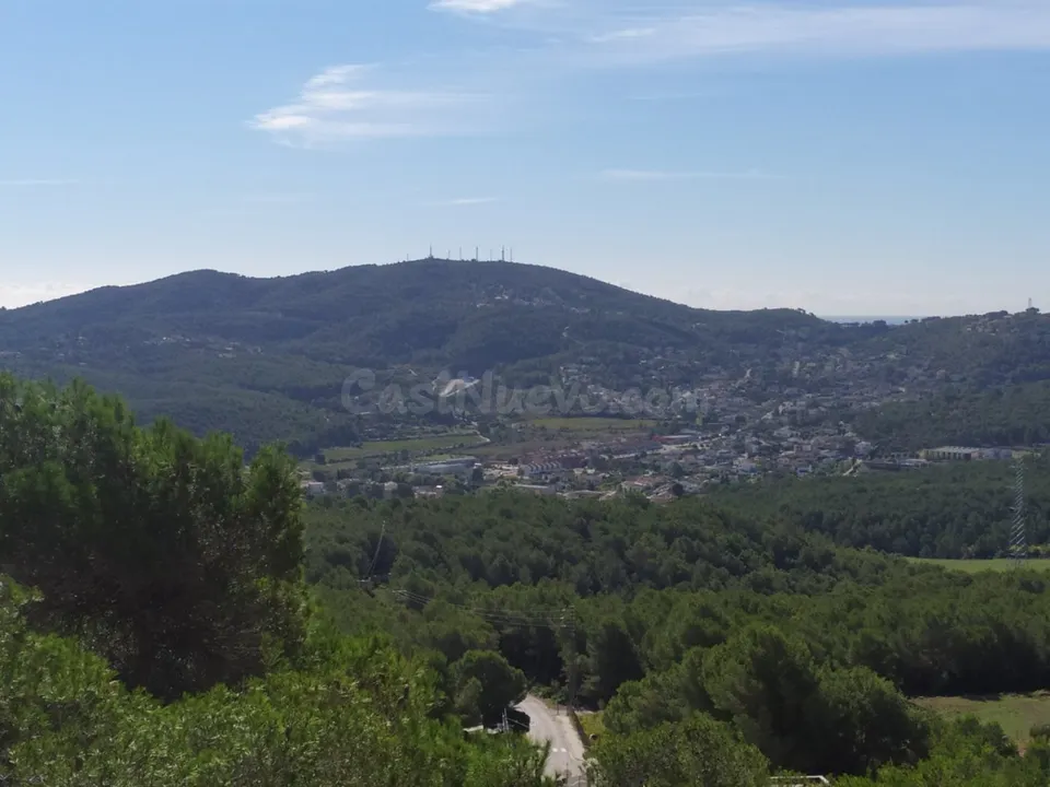 TERRENO EN LA COGULLADA (CANYELLES)
