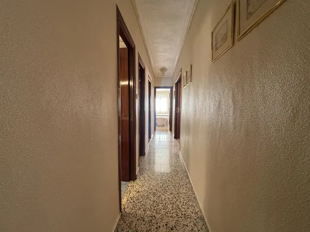 Se vende piso amplio y luminoso en el centro — 8