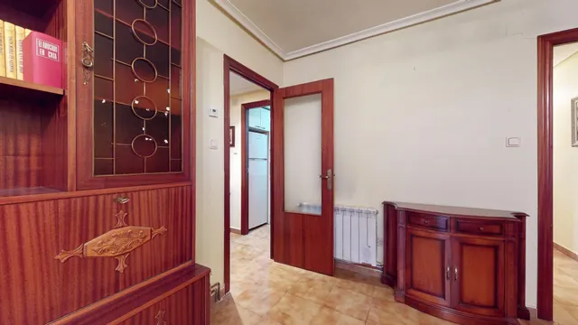 Piso de tres dormitorios de nueva construcción y con garaje — 14