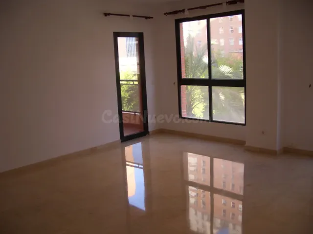 Piso 3 habitaciones 130m² en alquiler - Ciutat de les Arts i - foto 3