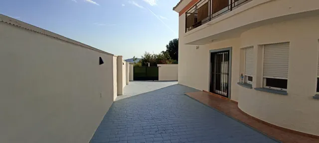 SE ALQUILA PRECIOSA VIVIENDA- FINESTRAT — 9