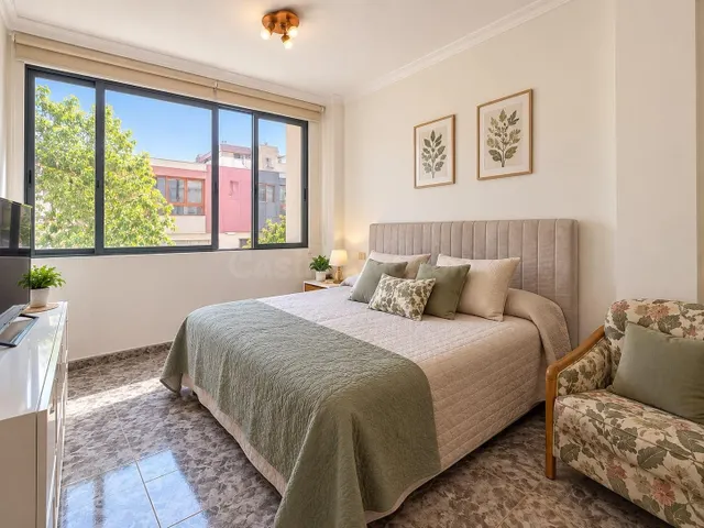 SE VENDE PISO LUMINOSO EN ALCARAVANERAS — 5