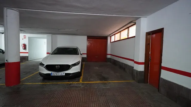 Piso 5 habitaciones 226m² en venta - Arenales — 24
