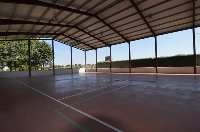 Urbis te ofrece un terreno Urbano en venta en Carrascal de Barregas zona URB. PEÑASOLANA, Salamanca. — 23