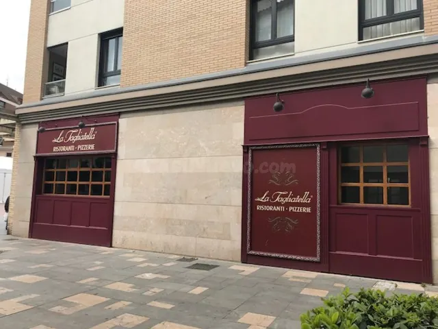 Local comercial en venta en c/ Yanguas y Miranda - foto 2