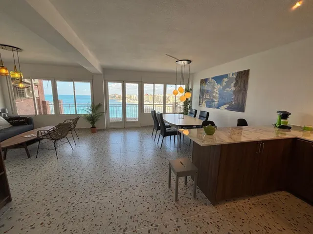 PRECIOSO APARTAMENTO FRENTE AL MAR, UN SUEÑO A SU ALCANCE — 29