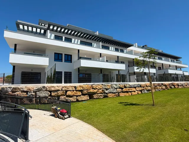 Espectacular vivienda con terraza y vistas al mar — 49