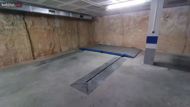 ¡¡ PARKING EN VILANOVA I LA GELTRÚ - ZONA CENTRO !! — 13