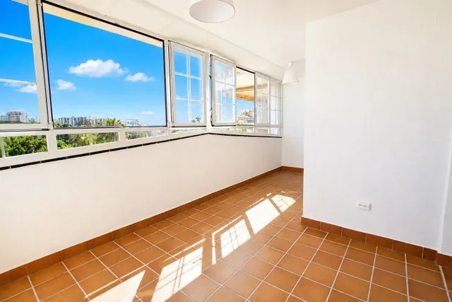 Atico duplex en parque la paloma vistas al mar — 6