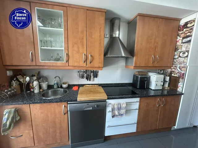 **se vende piso en la rosaleda, Ponferrada** — 9
