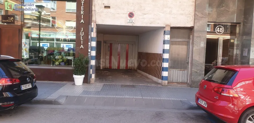 SE VENDE GARAJE EN PLENO CENTRO  DE BURGOS!!