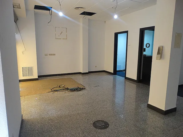 Exclusivo LOCAL COMERCIAL A PIE DE CALLE en el corazón de Arganda — 3