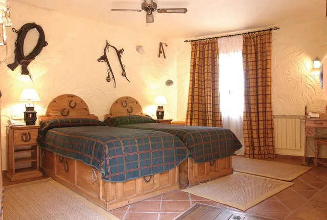 Hotel 9 habitaciones 817m² en venta - Costa del Sol — 17