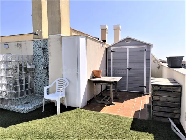 Exclusivo Ático en Venta con Impresionantes Vistas al Mar y  - foto 3