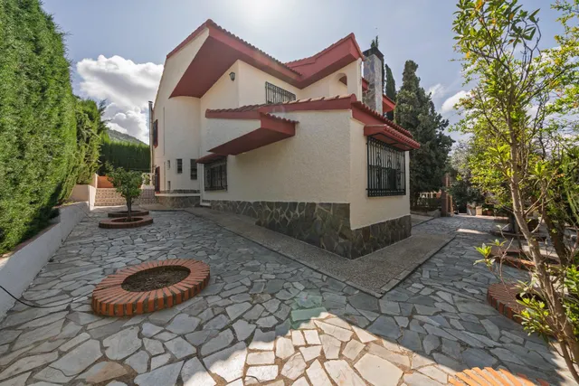 Chalet independiente en urbanizacion el puntal Padul. — 26