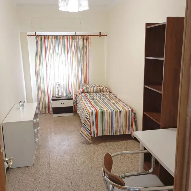 Piso 2 habitaciones 80m² en alquiler - Camí Fondo - foto 4