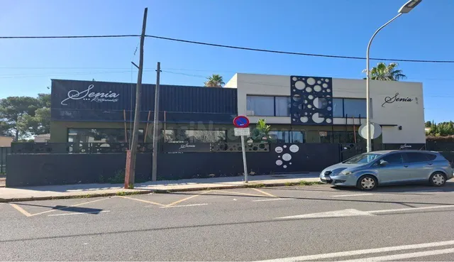 Local comercial 511m² en alquiler - La Cañada — 2