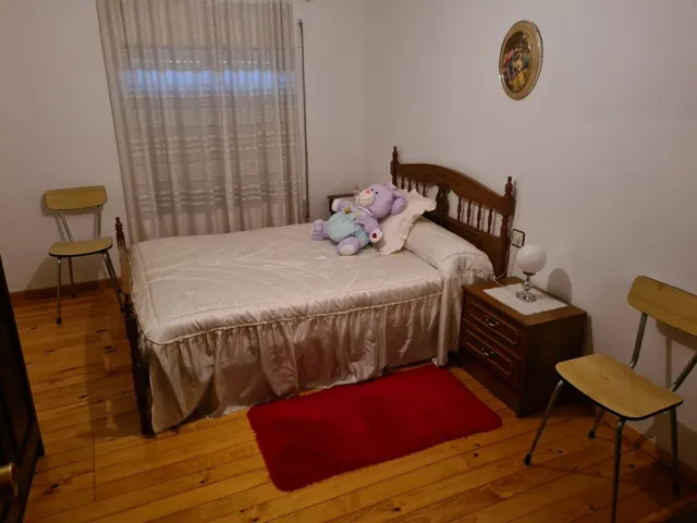 SE VENDE CASA DE DOS PLANTAS EN MATALLANA DE VALMADRIGAL.5 HAB., SALÓN, COCINA, 2 BAÑOS, PATIO. — 5