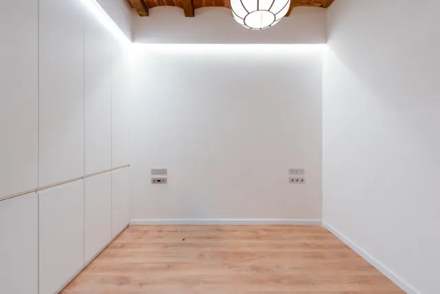 VIVIENDA REFORMADA EN SAGRADA FAMILIA — 8