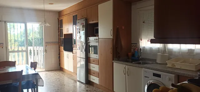 CHALET INDEPENDIENTE CON PARCELA URBANA. IDEAL INVERSORES. — 29